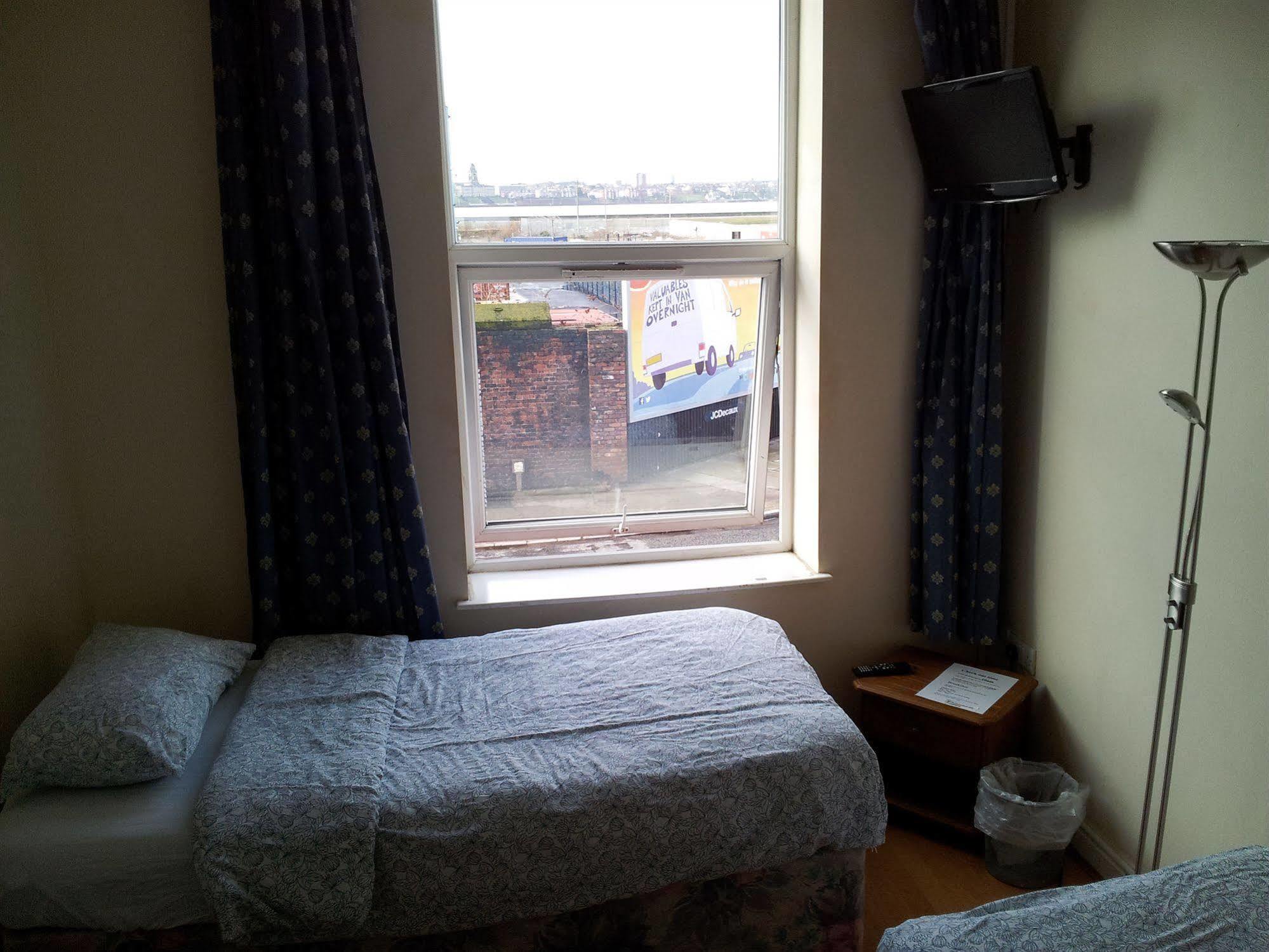 Ten Streets Bed & Breakfast Liverpool Exterior foto