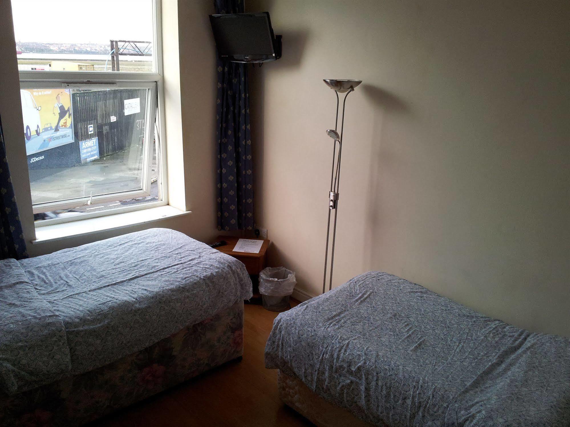 Ten Streets Bed & Breakfast Liverpool Exterior foto